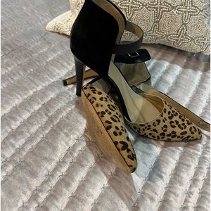 Suede print heels